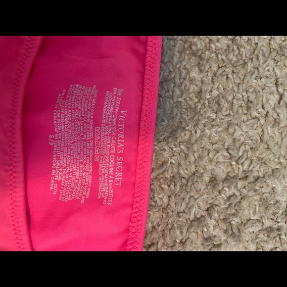 Victoria’s secret cheeky bikini bottoms - Picture 2 of 4